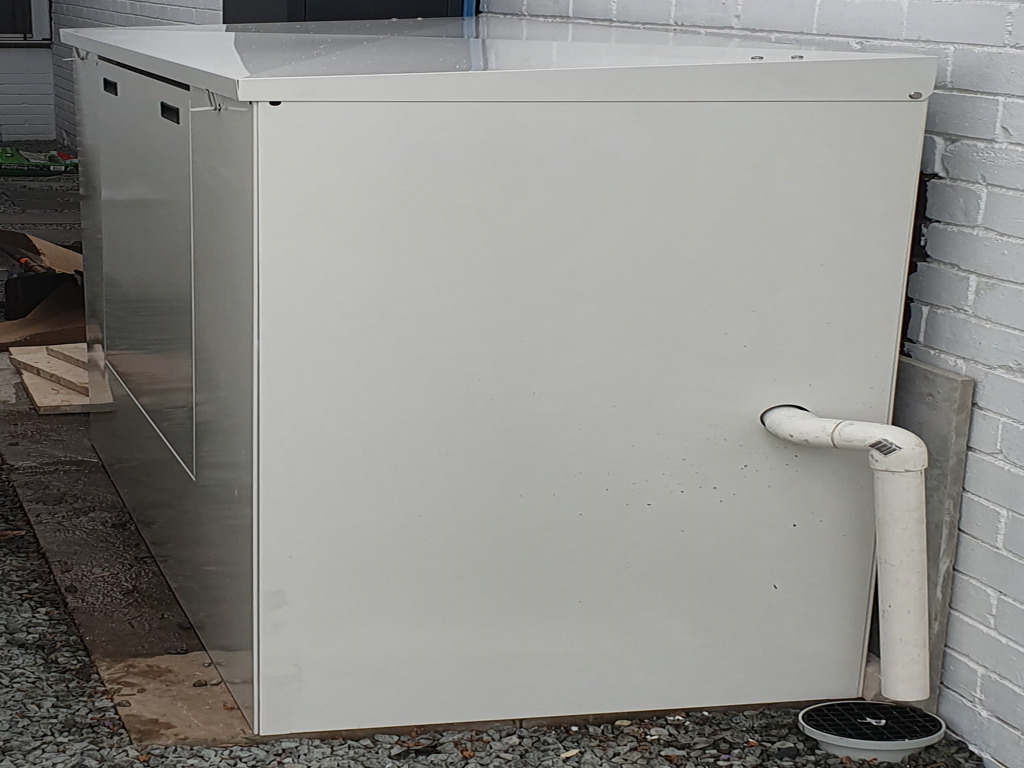 Acoustic Box - 1650 mm W x 1650 mm D x 1345 mm H Acoustic Box - 1650 mm W x 1650 mm D x 1345 mm H